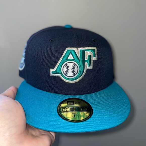 Myfitteds Appleton foxes Seattle mariners patch gray uv size 7 1/8 brand new